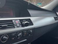Gebraucht BMW 523 177 PS (130 kW) 2006 Schwarz Limousine