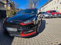 Gebraucht Ford Focus Sport 250 PS (183 kW) 2017 Schwarz Limousine