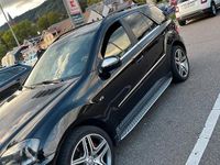 Gebraucht Mercedes ML500 389 PS (286 kW) 2008 Schwarz SUV