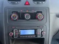 Używany VW Caddy 102 KM (75 kW) 2011 Czerwony Minivan