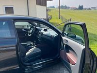 Gebraucht Audi A1 Attraction 86 PS (63 kW) 2012 Schwarz Kleinwagen