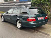 Gebraucht Mercedes E320 224 PS (164 kW) 2005 Grün Kombi