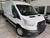 Gebraucht Ford Transit Trend 170 PS (125 kW) 2021 Weiß Limousine
