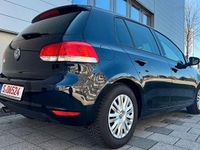 Gebraucht VW Golf VII 122 PS (89 kW) 2013 Schwarz Limousine