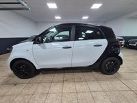 Gebraucht Smart ForFour Passion 71 PS (52 kW) 2015 Weiß Kleinwagen