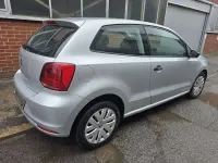 Gebraucht VW Polo 60 PS (44 kW) 2016 Grau Kleinwagen