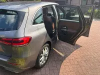 Gebraucht Mercedes B180 Progressive 116 PS (85 kW) 2019 Grau Kleinwagen