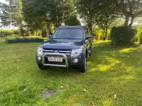 Gebraucht Mitsubishi Pajero Intense 170 PS (125 kW) 2008 Blau SUV