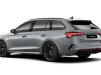Neu Skoda Octavia RS 265 PS (194 kW) 2025 Smokey diamond silver metallic Kombi