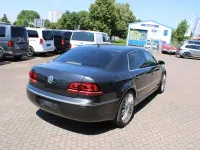 Gebraucht VW Phaeton 245 PS (180 kW) 2014 Grau Limousine