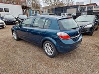 Gebraucht Opel Astra Edition 90 PS (66 kW) 2007 Grün Limousine