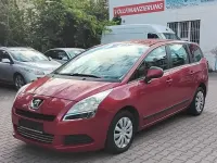 Gebraucht Peugeot 5008 Tendance 120 PS (88 kW) 2010 Rot Van / Kleinbus