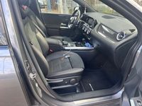 gebraucht Mercedes B180 DCT - AMG Line Kamera Panorama Carbon