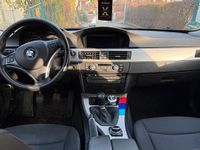 Gebraucht BMW 330 245 PS (180 kW) 2009 Schwarz Limousine