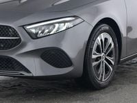 Gebraucht Mercedes A180 Progressive 136 PS (100 kW) 2024 Grau Limousine