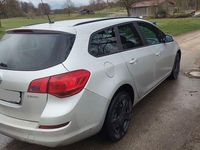 Gebraucht Opel Astra 140 PS (102 kW) 2011 Silber Kombi
