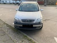 Gebraucht Opel Zafira 125 PS (91 kW) 2004 Silber Van / Kleinbus