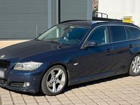Gebraucht BMW 320 220 PS (161 kW) 2010 Blau Kombi