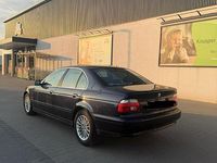 Gebraucht BMW 530 193 PS (141 kW) 2001 Blau Limousine