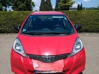 Gebraucht Honda Jazz Trend 90 PS (66 kW) 2013 Rot Kleinwagen