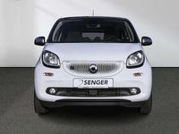 Gebraucht Smart ForFour Electric Drive Passion 60 kW (82 PS) 2020 Karosserie in white Limousine