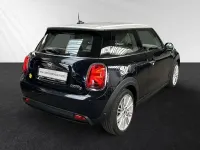 Gebraucht Mini Cooper SE 135 kW (184 PS) 2021 Enigmatic black metallic Kleinwagen