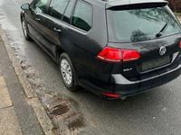 Gebraucht VW Golf VII Trendline 105 PS (77 kW) 2013 Schwarz Kombi