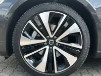Używany Volvo V60 Core 197 KM (144 kW) 2025 Szary Kombi