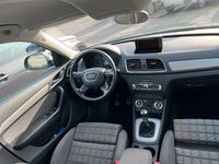 Gebraucht Audi Q3 140 PS (102 kW) 2012 Grau SUV
