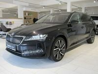 Gebraucht Skoda Superb Style 150 PS (110 kW) 2023 Blackmagic perleffekt Kombi