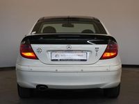 Gebraucht Mercedes C200 163 PS (119 kW) 2001 Weiß Coupé