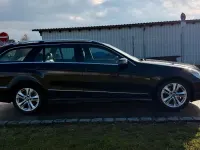 Gebraucht Mercedes E200 Avantgarde 184 PS (135 kW) 2012 Schwarz Kombi