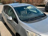 Gebraucht Opel Meriva 116 PS (85 kW) 2010 Silber Van / Kleinbus