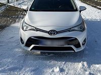 Gebraucht Toyota Avensis Comfort 147 PS (108 kW) 2016 Weiß Kombi
