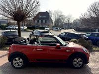 Gebraucht Mini Cooper 136 PS (100 kW) 2021 Orange metallic Kleinwagen