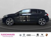 Neu VW Golf VIII Style 150 PS (110 kW) 2025 Grenadillschwarz metallic Limousine
