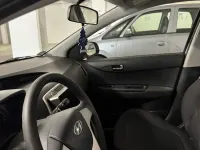 Gebraucht Hyundai i20 78 PS (57 kW) 2011 Weiß Kleinwagen
