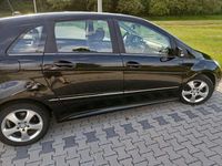 Gebraucht Mercedes 200 190 PS (139 kW) 2010