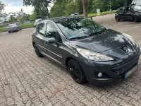 Gebraucht Peugeot 208 Allure 92 PS (67 kW) 2012 Grau Kleinwagen