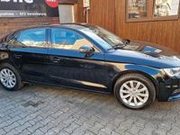 Gebraucht Audi A3 Attraction 110 PS (80 kW) 2016 Brillantschwarz Limousine