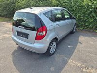 Gebraucht Mercedes A160 95 PS (69 kW) 2011 Silber Limousine