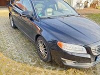 Gebraucht Volvo V70 Summum 181 PS (133 kW) 2014 Schwarz Kombi