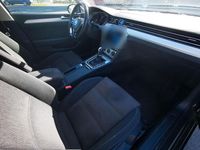 Gebraucht VW Passat Comfortline 190 PS (139 kW) 2017 Grau Kombi