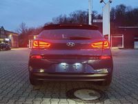 Gebraucht Hyundai i30 140 PS (102 kW) 2017 Blau Limousine