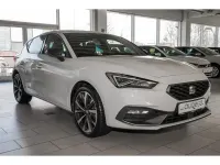 Gebraucht Seat Leon FR 150 PS (110 kW) 2023 Weiß Limousine