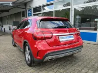 Gebraucht Mercedes GLA200 AMG 136 PS (100 kW) 2019 Rot SUV