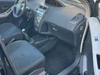 Gebraucht Toyota Yaris 69 PS (50 kW) 2010 Schwarz Kleinwagen