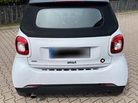 Gebraucht Smart ForTwo Cabrio 71 PS (52 kW) 2018 Weiß Cabrio