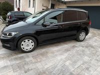 Gebraucht VW Touran 150 PS (110 kW) 2017 Schwarz Van / Kleinbus