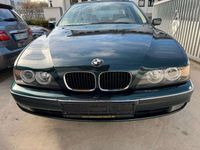 gebraucht BMW 528 i Durchladesystem Glasdach Tempomat Top